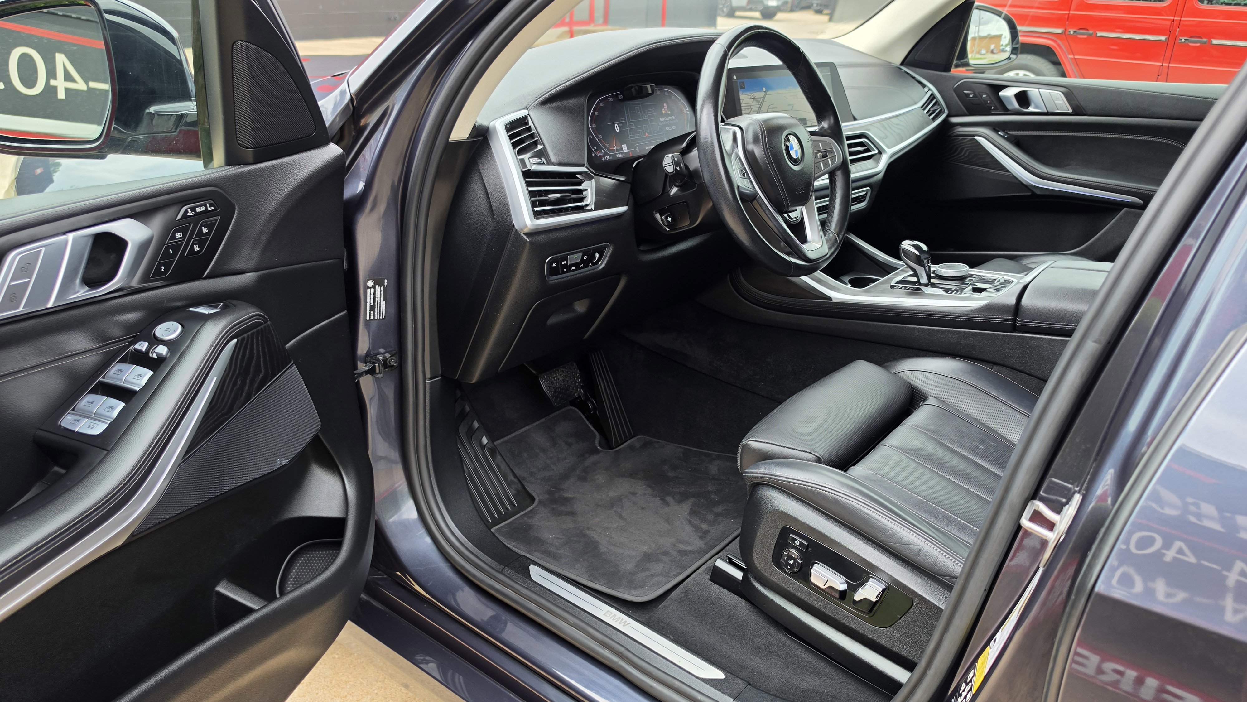 Used 2022 BMW X7 xDrive40i w/ Premium Package image 27