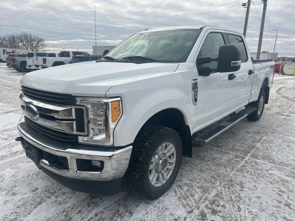 Used 2017 Ford F250 XLT w/ XLT Value Package image 3