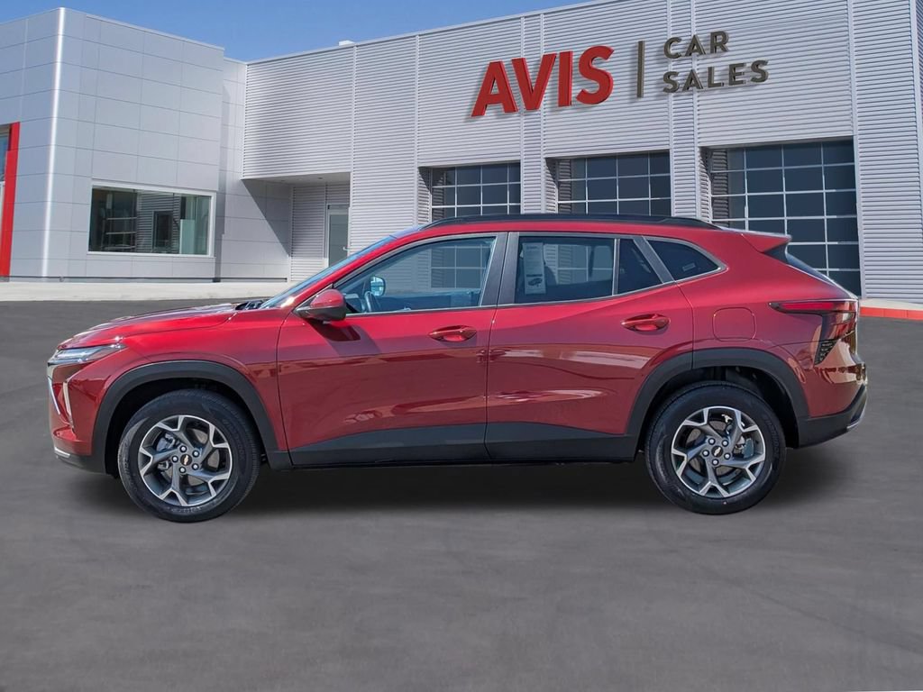 Used 2025 Chevrolet Trax LT w/ LT Convenience Package FWD image 10