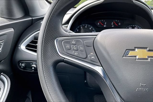Used 2024 Chevrolet Malibu LT FWD image 11