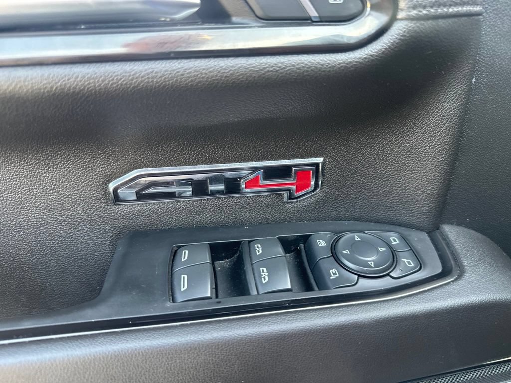 Used 2022 GMC Sierra 1500 AT4 w/ AT4 Premium Package AWD/4WD image 8