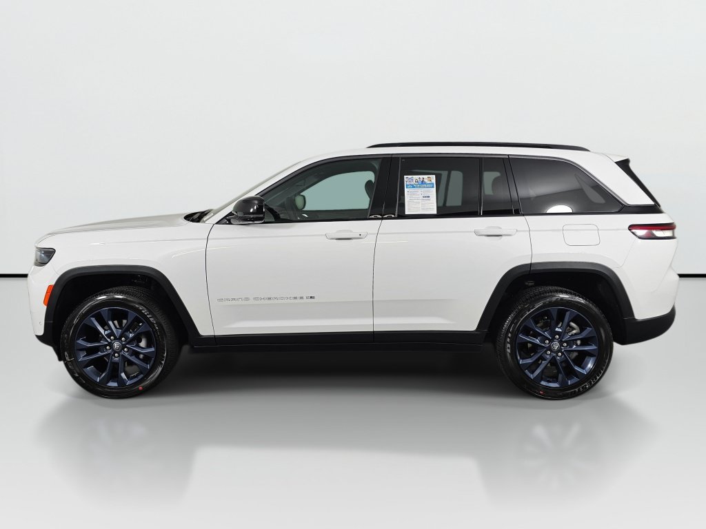 New 2026 Jeep Grand Cherokee Limited AWD/4WD image 8