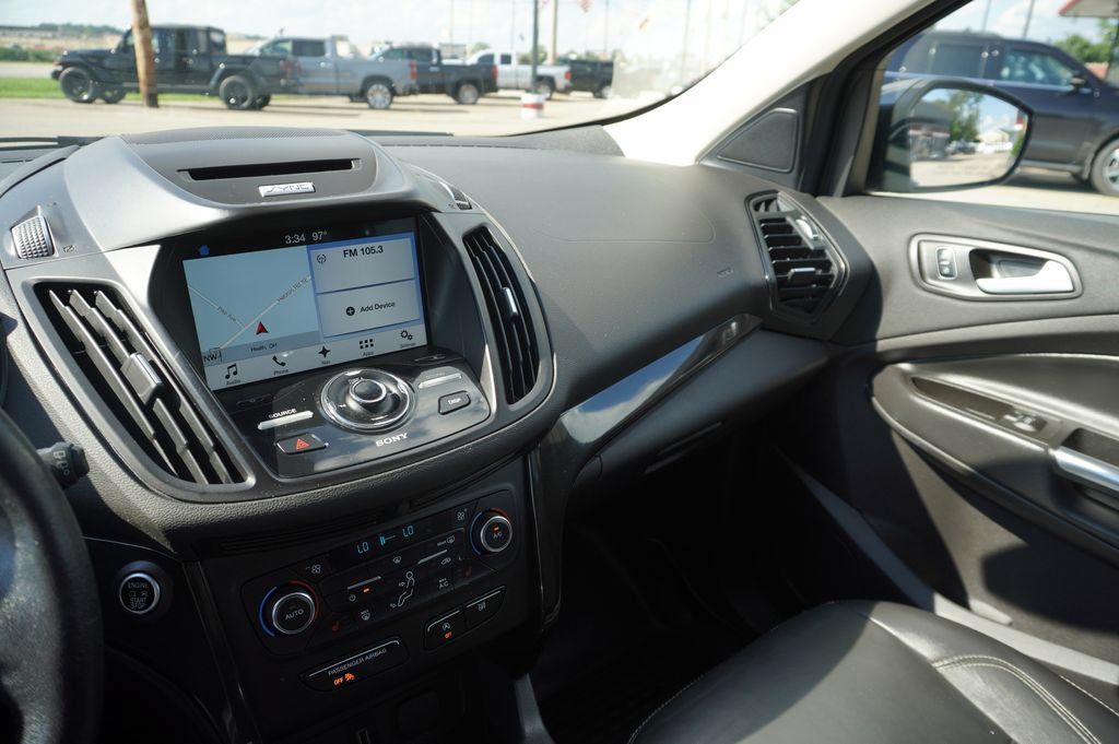 Used 2017 Ford Escape Titanium AWD/4WD image 18