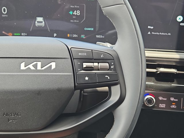Used 2025 Kia EV6 Light w/ Light LR Technology Package image 24