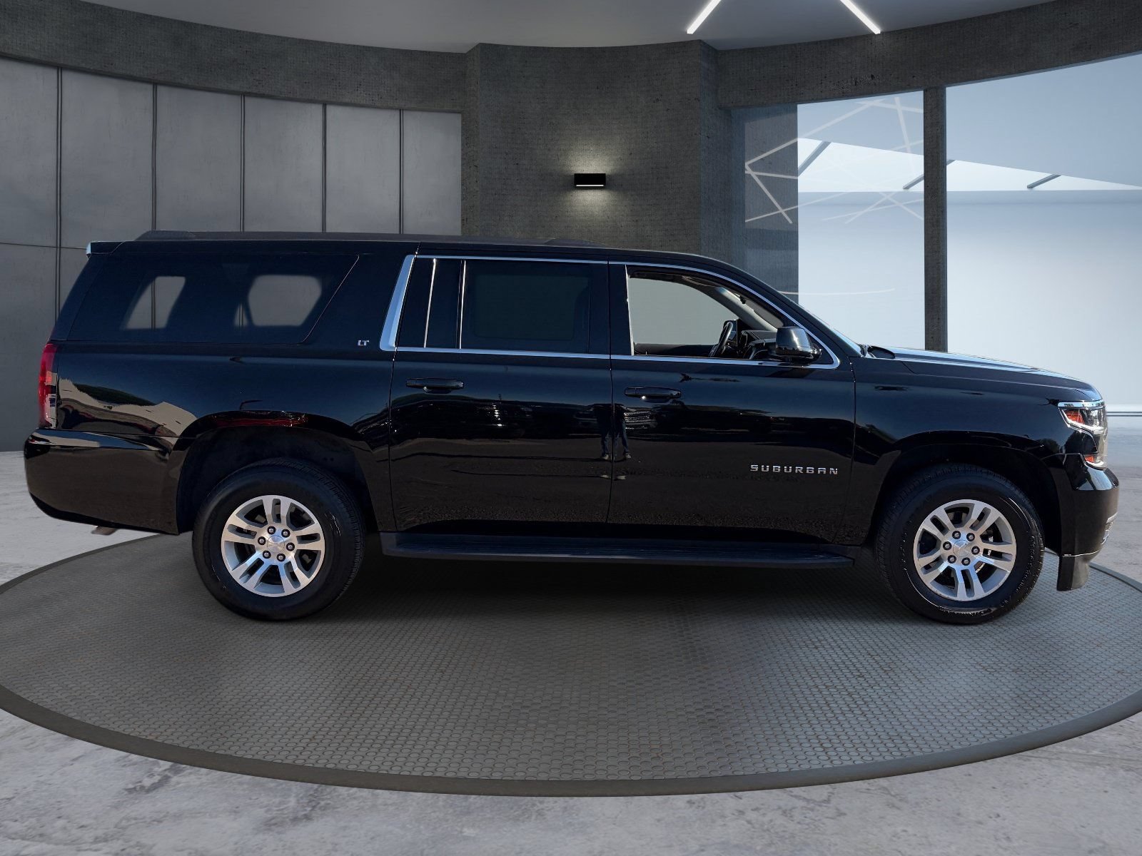 Certified 2019 Chevrolet Suburban LT AWD/4WD image 7