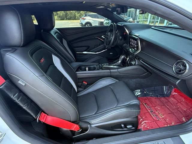 Used 2021 Chevrolet Camaro SS RWD image 18