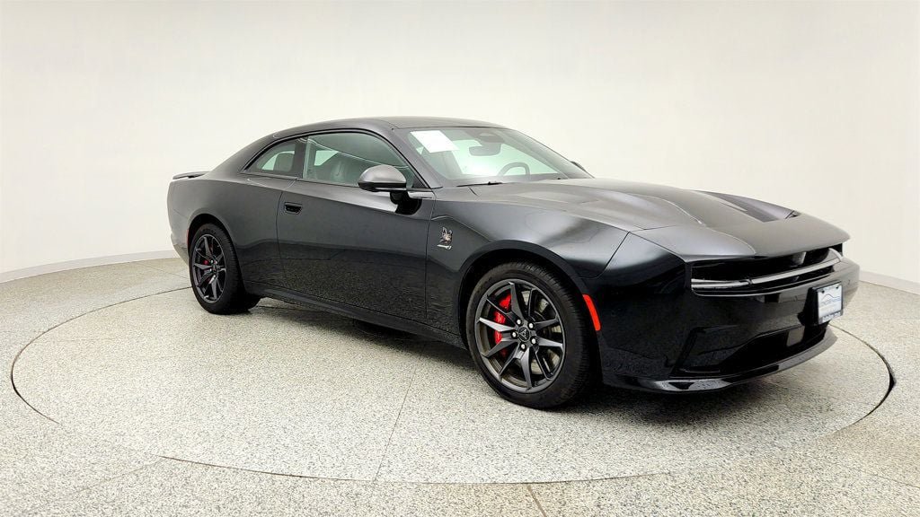 Used 2024 Dodge Charger Daytona Scat Pack w/ Plus Group AWD/4WD image 3