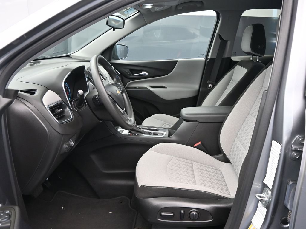 Used 2023 Chevrolet Equinox LT image 22