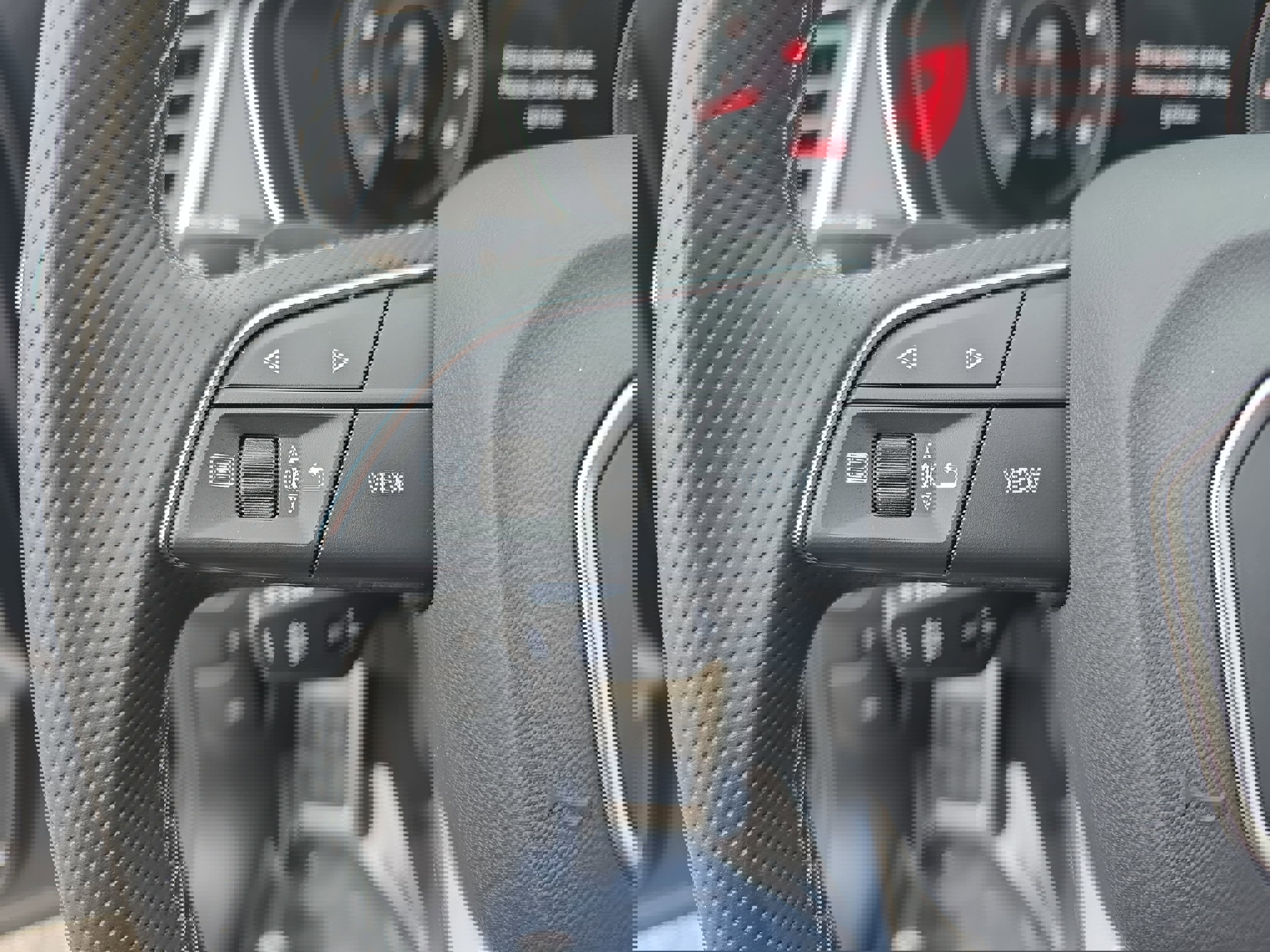 Used 2024 Audi SQ5 Prestige image 17