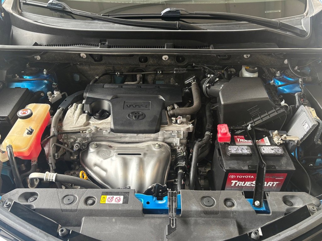 Used 2018 Toyota RAV4 LE w/ All Weather Liner Package image 55