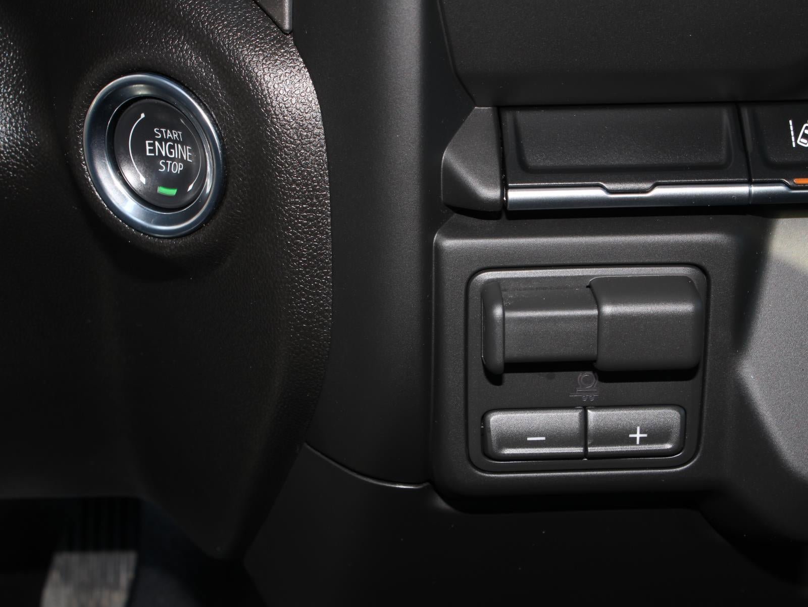 Used 2026 Chevrolet Silverado 2500 W/T image 14
