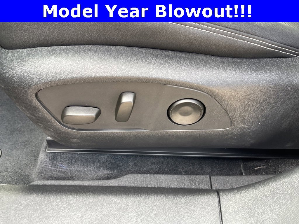 New 2024 Chevrolet Blazer EV LT image 13