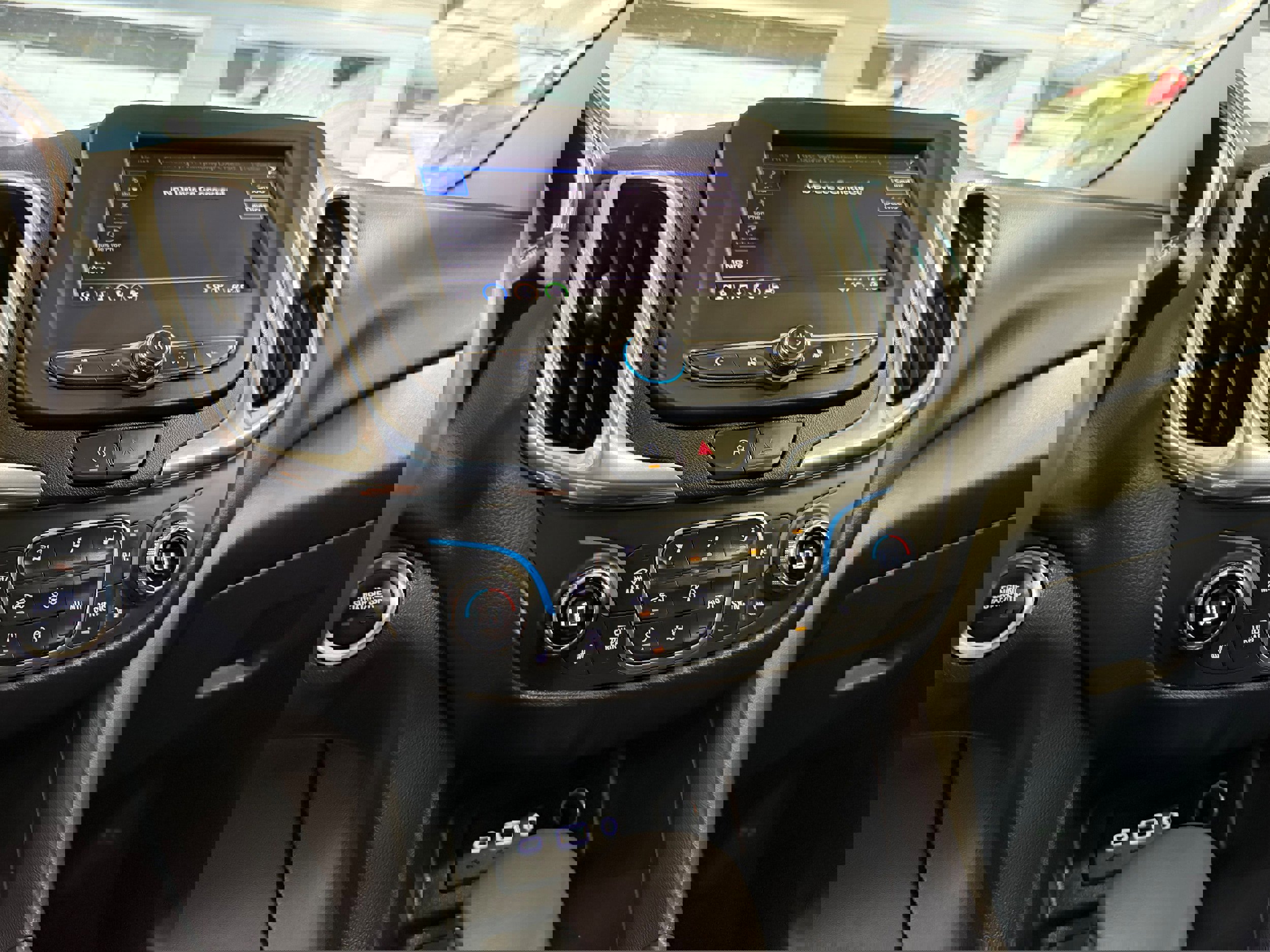 Used 2022 Chevrolet Equinox LT image 46