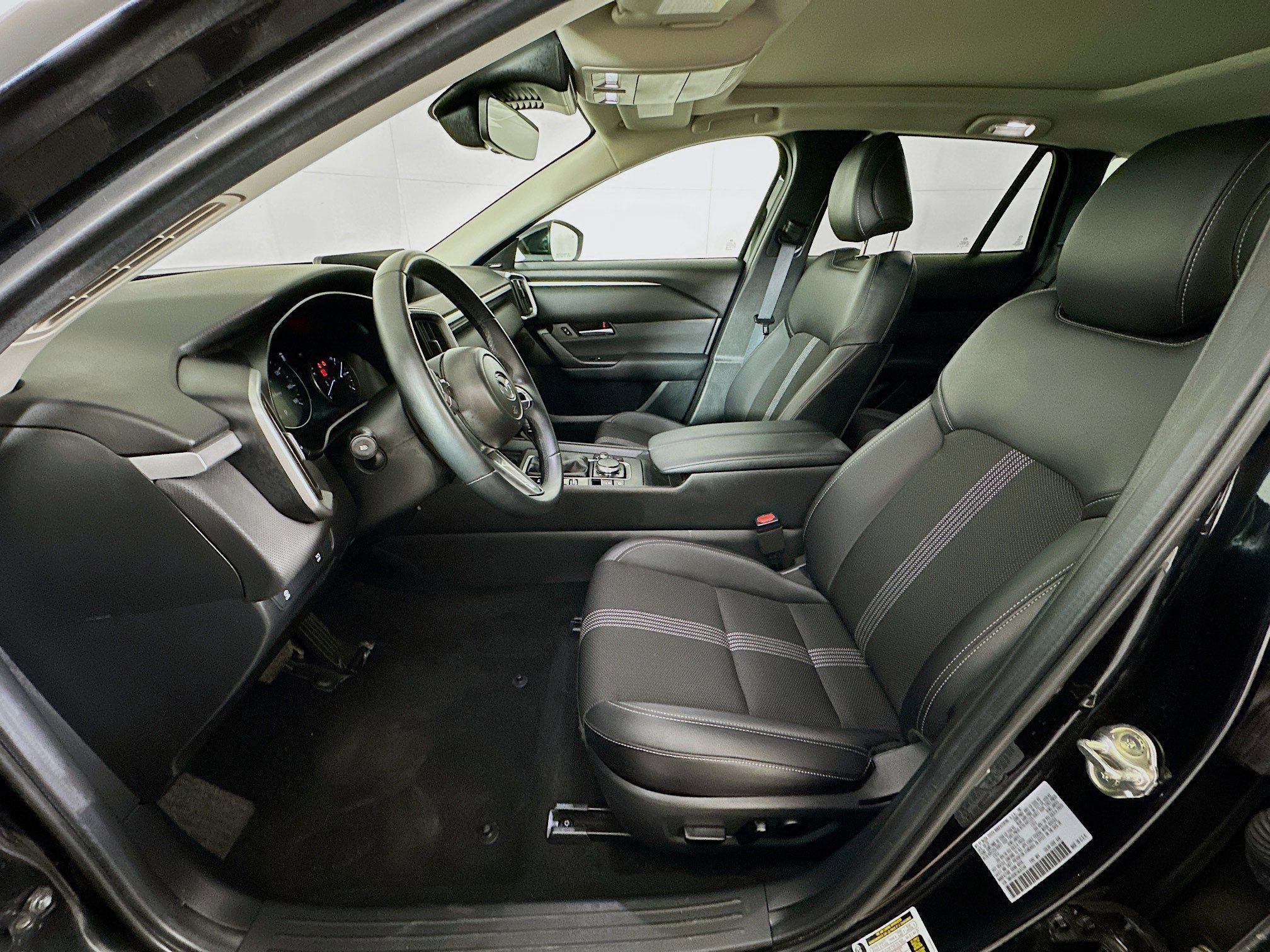 Used 2025 MAZDA CX-50 AWD 2.5 S w/ Premium Package image 13