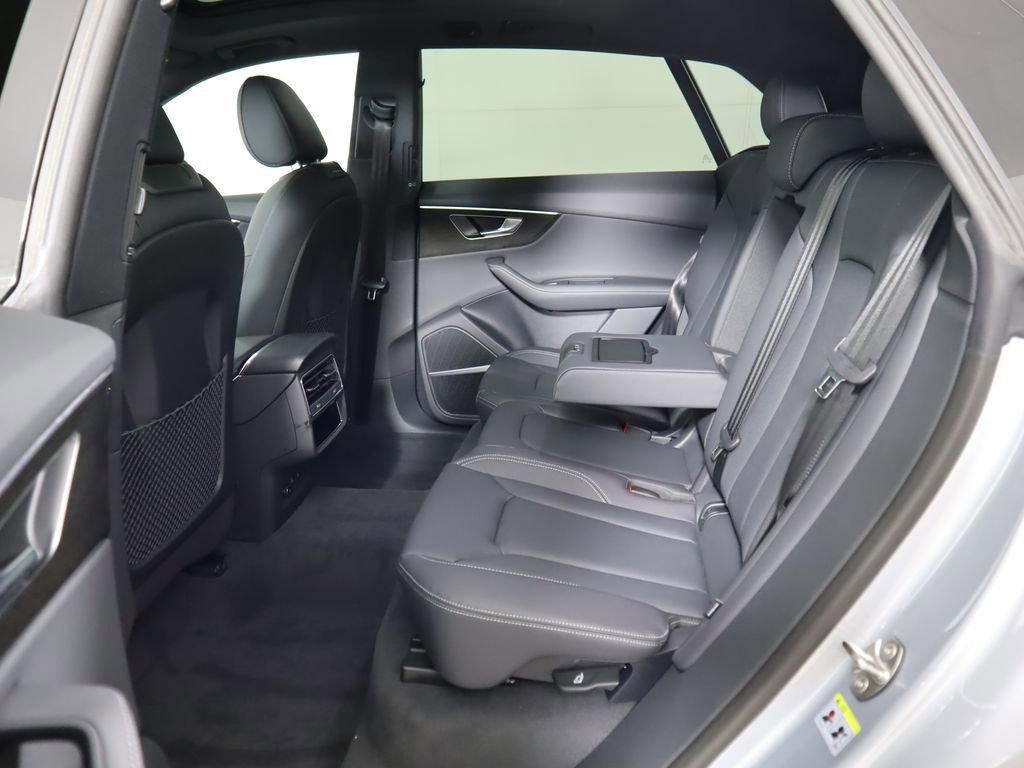 New 2025 Audi Q8 Premium Plus image 22