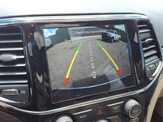 Used 2021 Jeep Grand Cherokee Limited AWD/4WD image 29