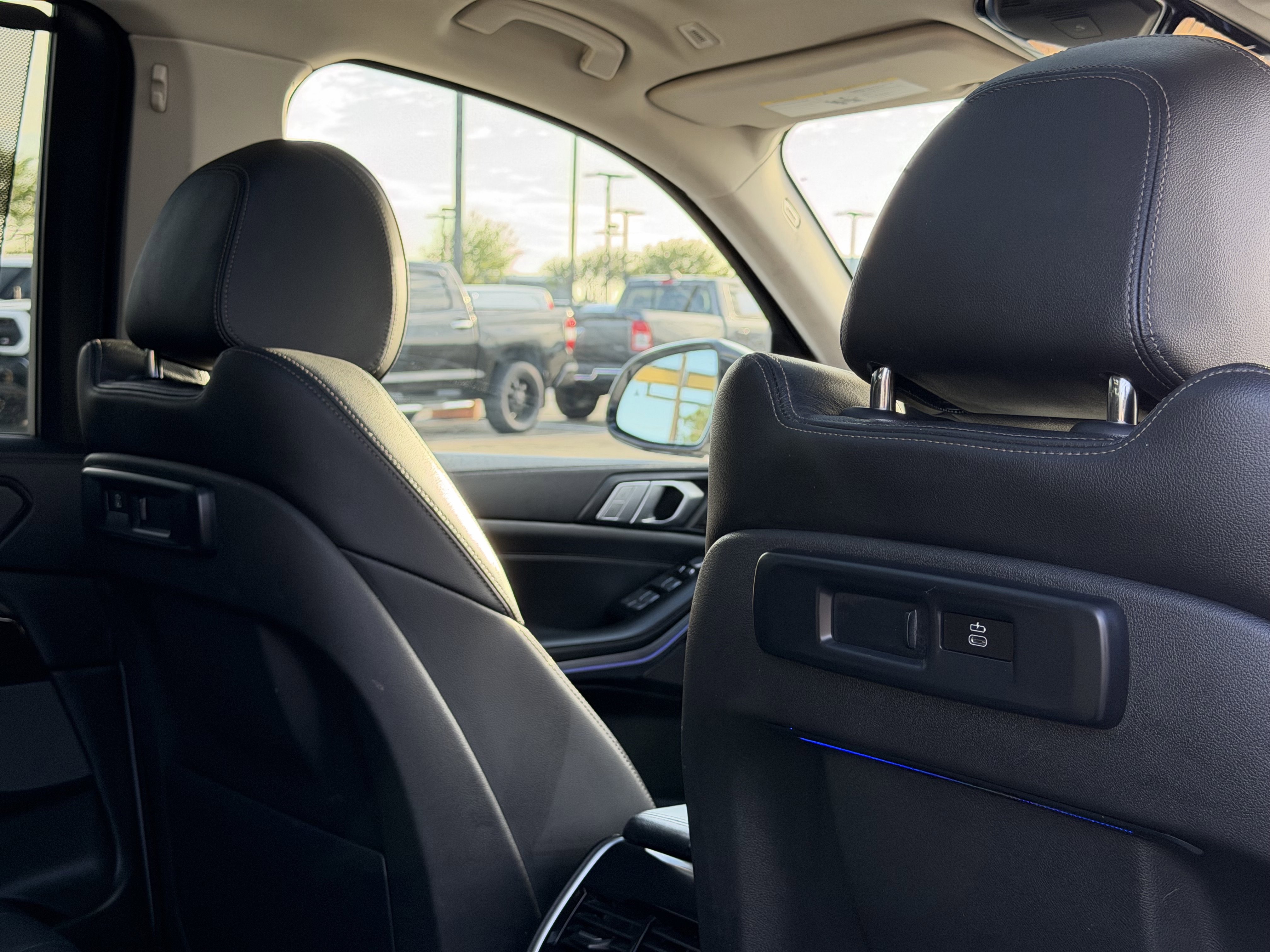 Used 2021 BMW X7 xDrive40i w/ Executive Package AWD/4WD image 35