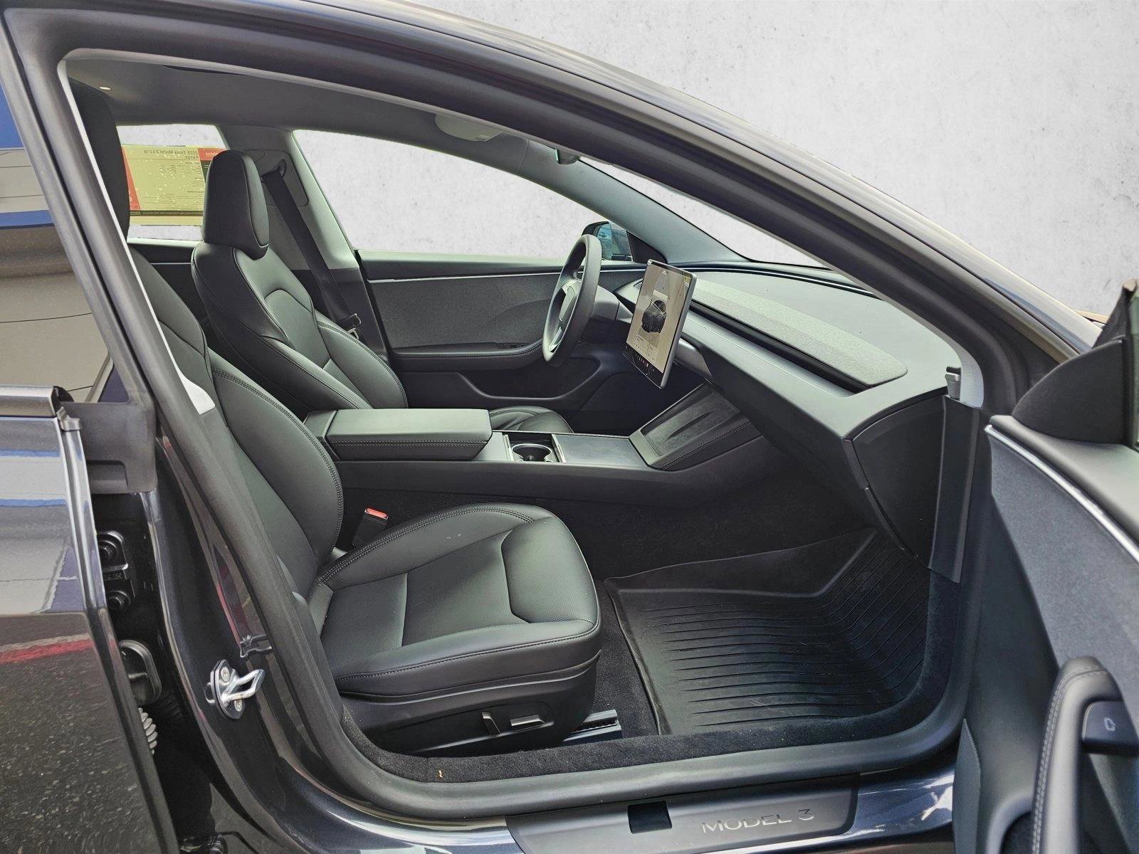 Used 2025 Tesla Model 3 Long Range RWD image 10