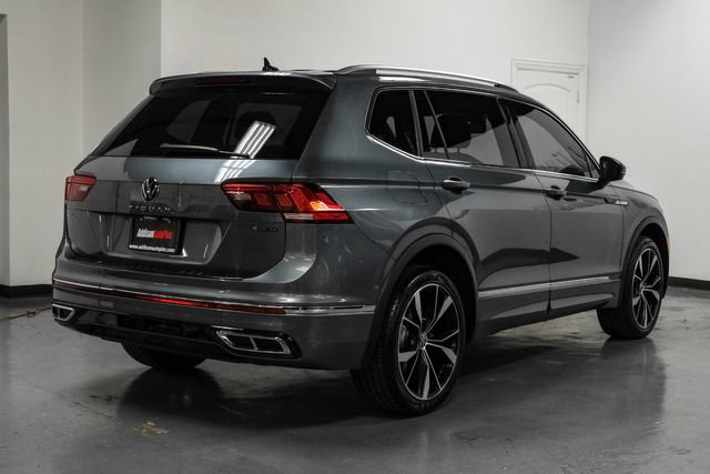 Used 2024 Volkswagen Tiguan SEL R-Line AWD/4WD image 7