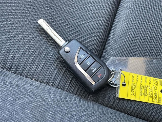Used 2024 Toyota Corolla LE image 30