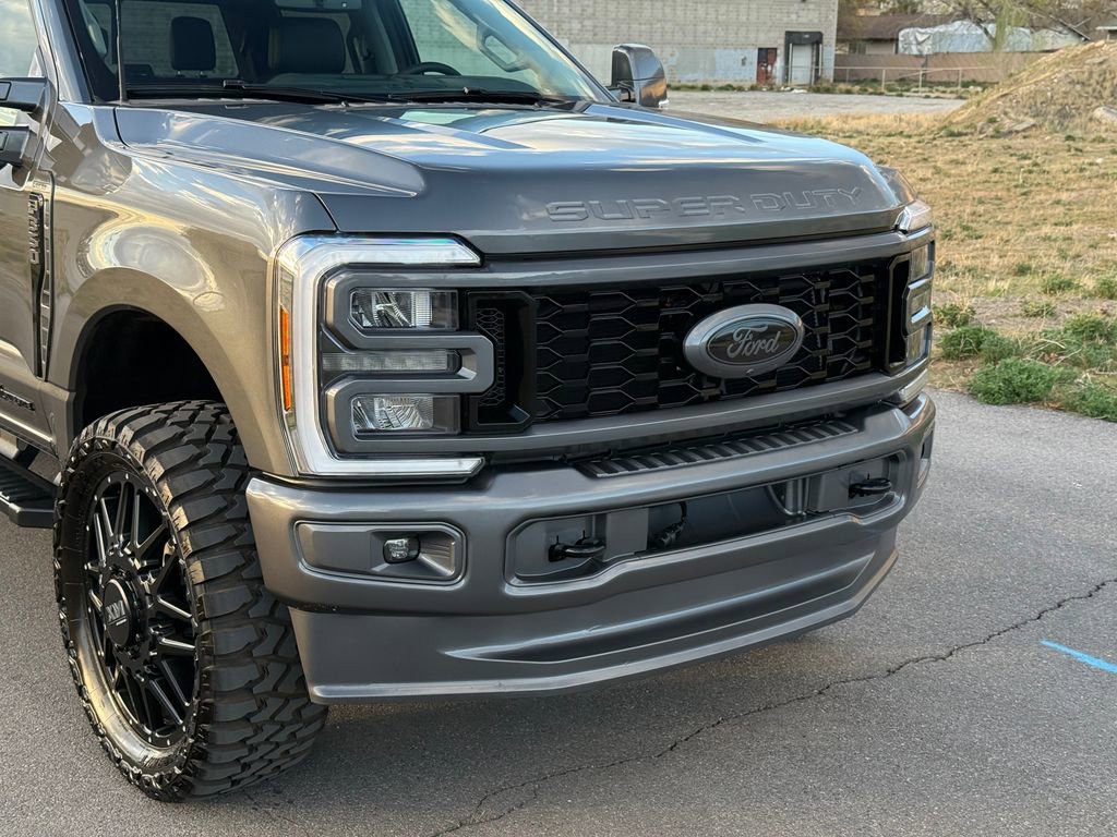 Used 2026 Ford F350 Lariat AWD/4WD image 5