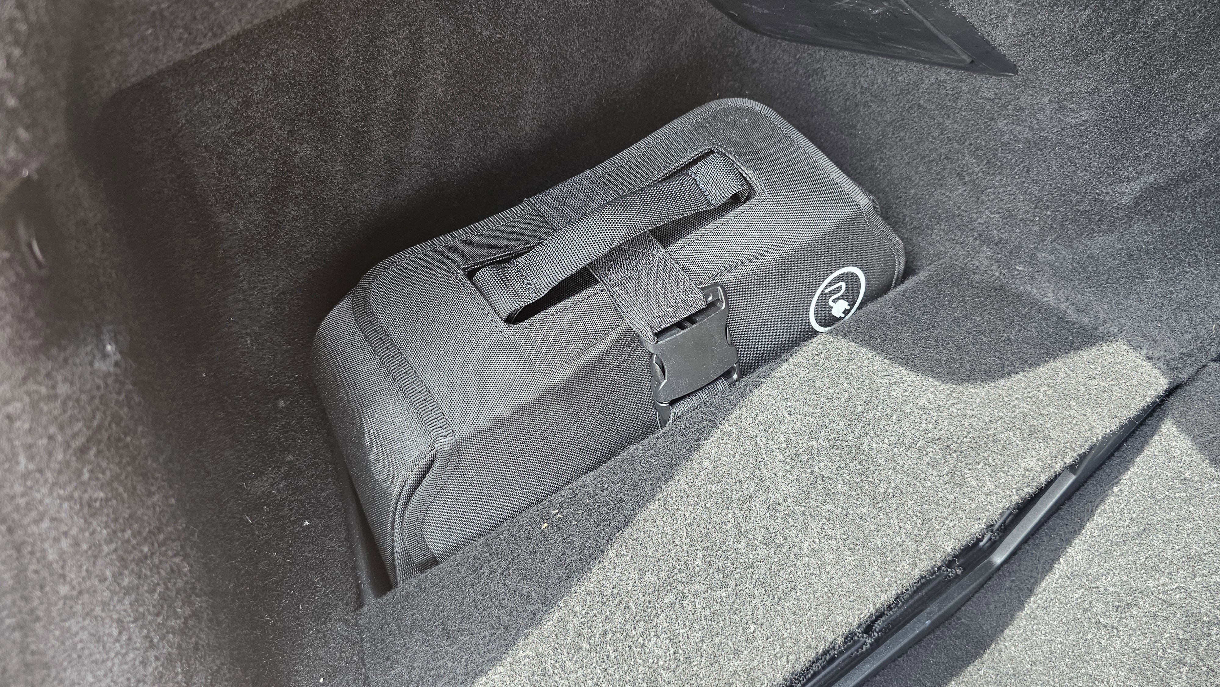 Used 2018 BMW 530e w/ Premium Package 2 image 23