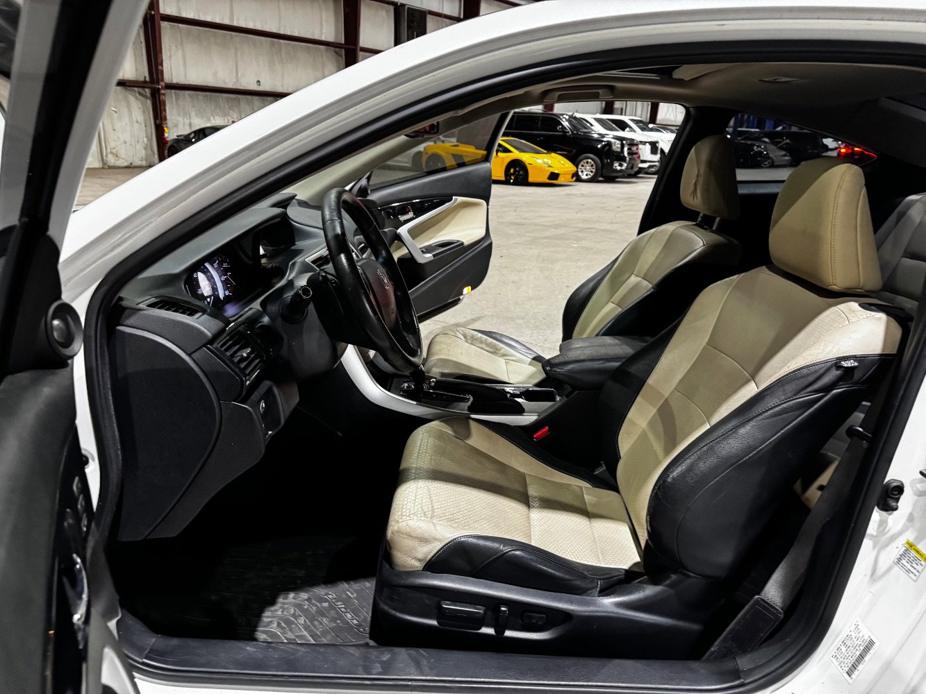 Used 2015 Honda Accord EX-L image 13