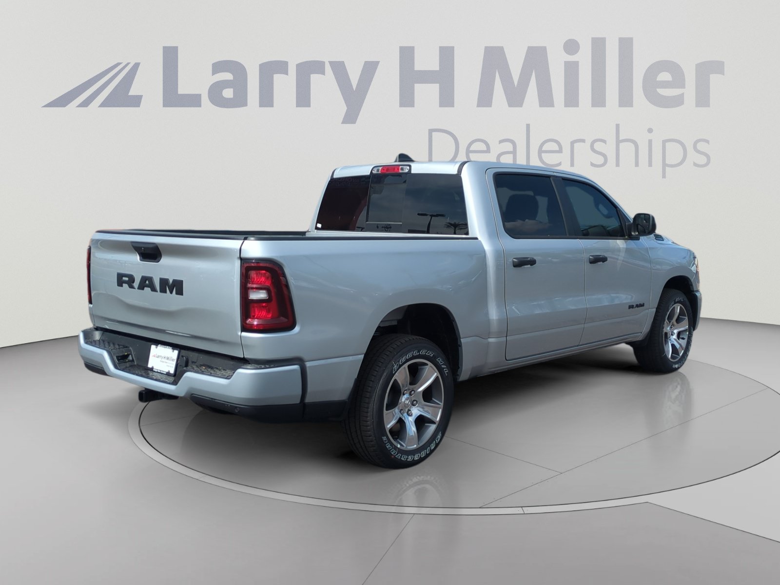 New 2026 RAM 1500 Express RWD image 5