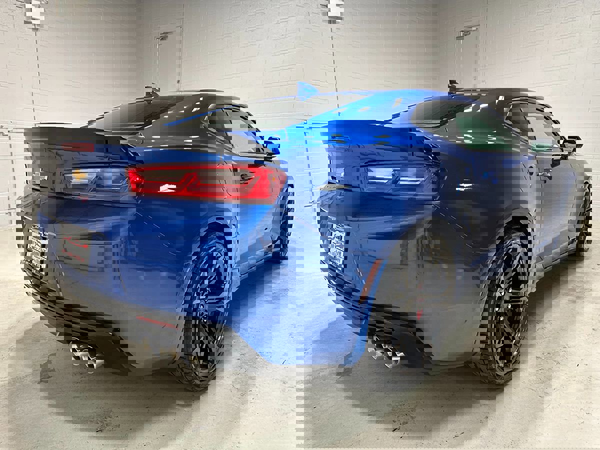 Used 2018 Chevrolet Camaro SS image 5