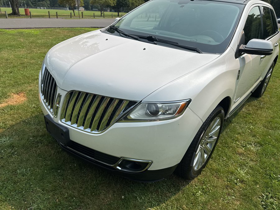 Used 2012 Lincoln MKX AWD image 14