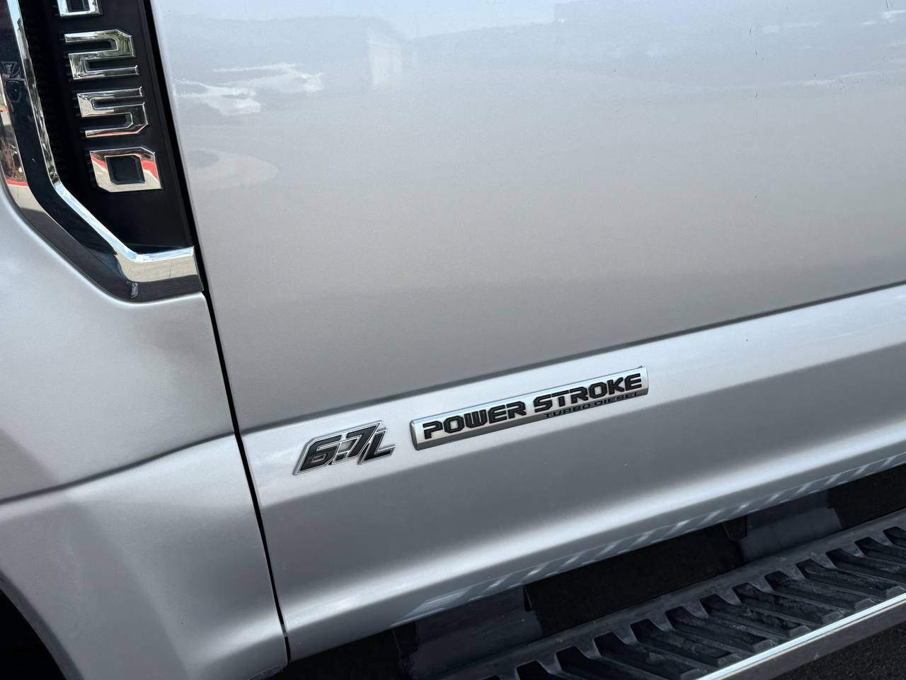 Used 2017 Ford F250 XLT AWD/4WD image 15