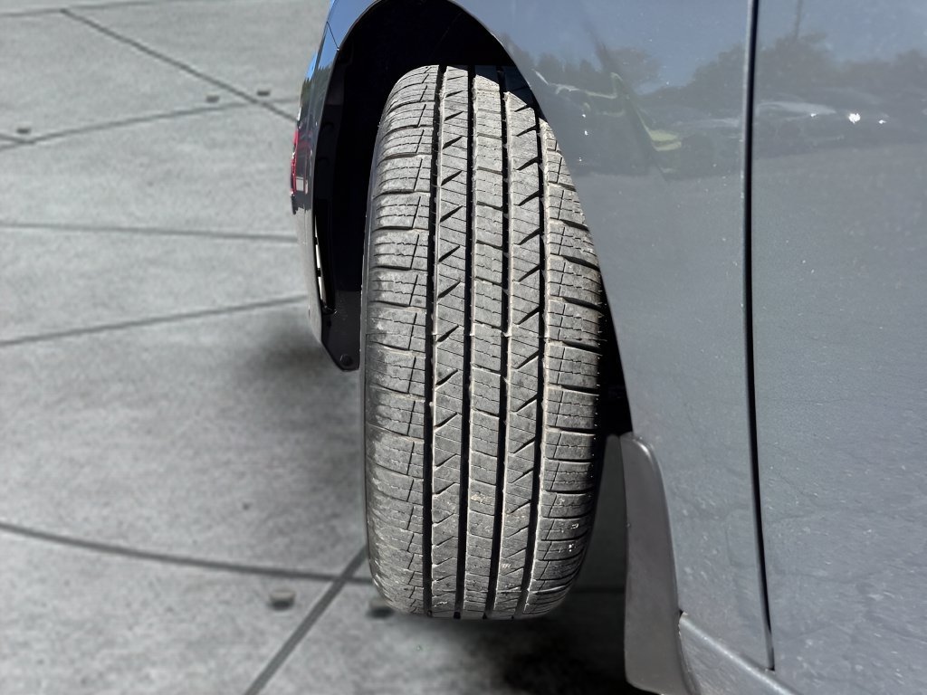 Used 2024 Hyundai Elantra SEL FWD image 30