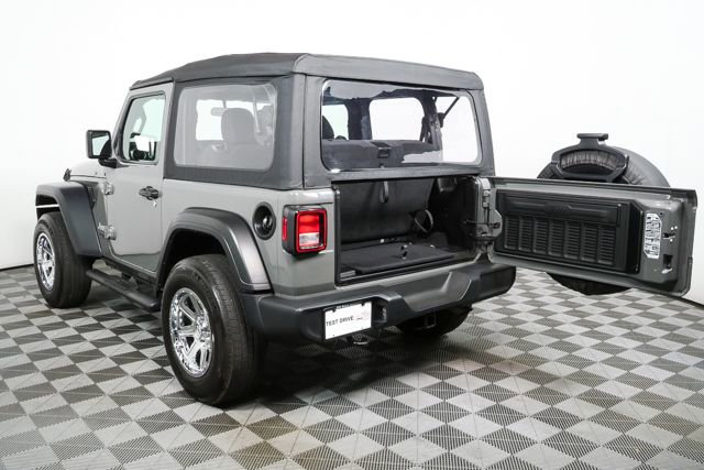 Used 2020 Jeep Wrangler Sport image 21