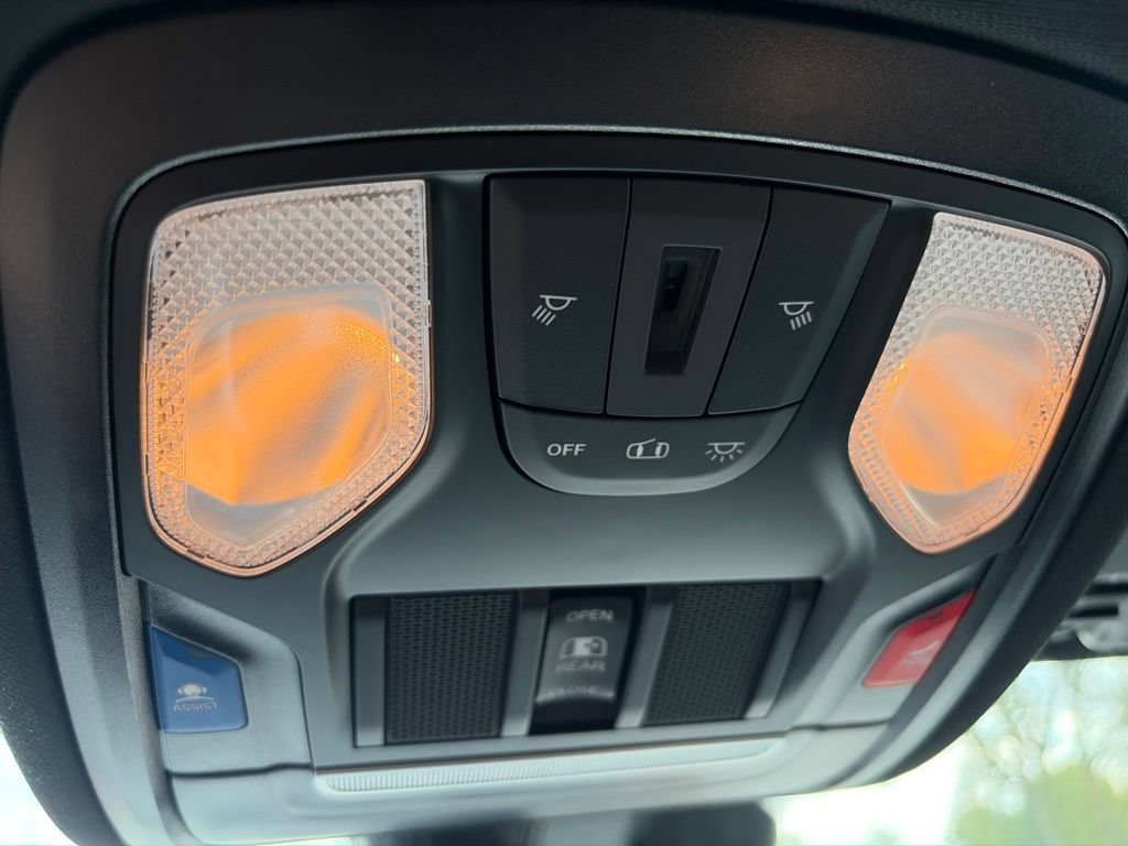 New 2026 RAM 1500 Express AWD/4WD image 28
