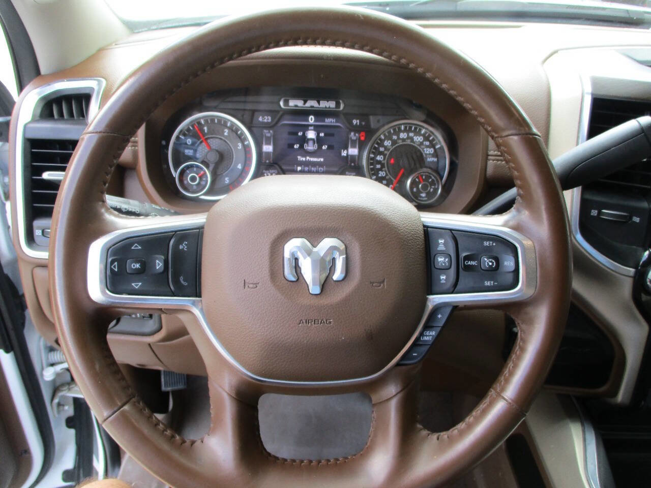 Used 2023 RAM 2500 Laramie image 9