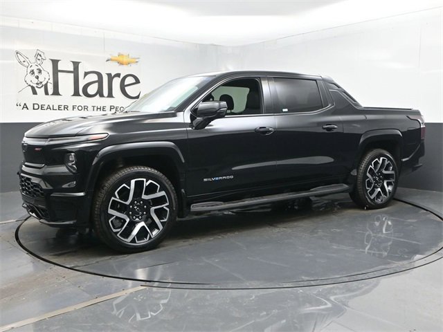 Certified 2024 Chevrolet Silverado EV RST image 30