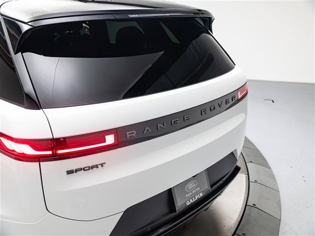 New 2027 Land Rover Range Rover Sport SE AWD/4WD image 29