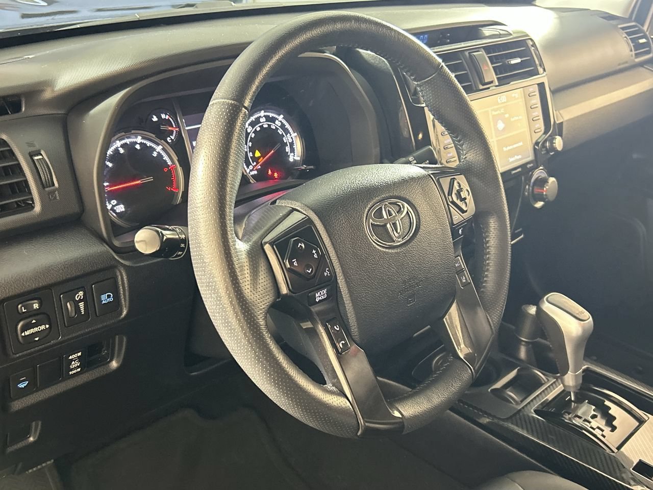 Used 2021 Toyota 4Runner TRD Off-Road Premium w/ Moonroof Package AWD/4WD image 15