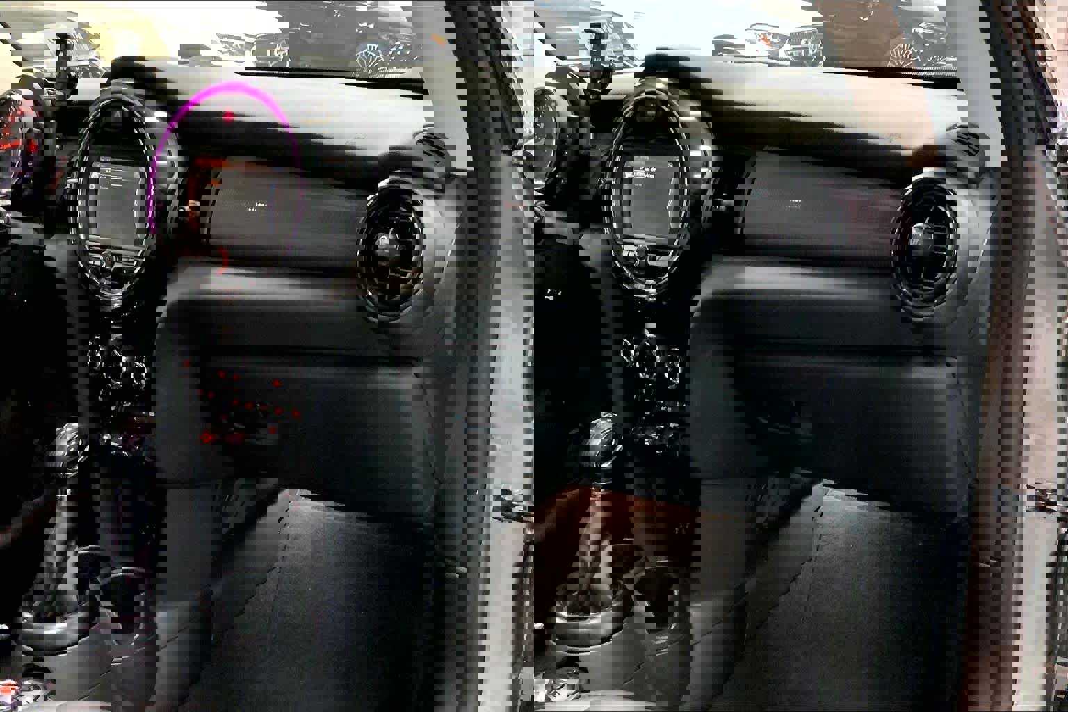 Used 2017 MINI Cooper 2-Door Hardtop image 17