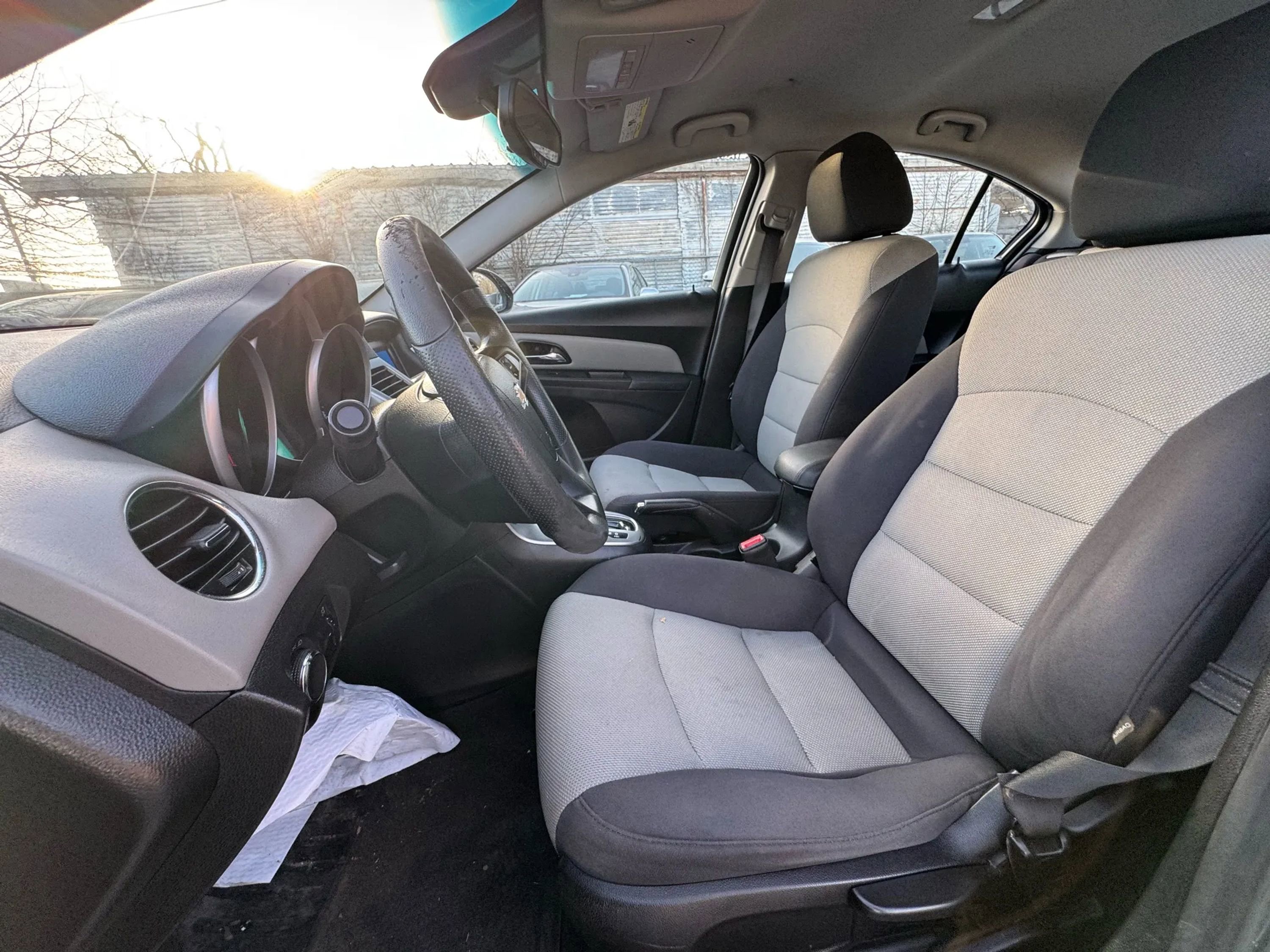 Used 2014 Chevrolet Cruze LS FWD image 16