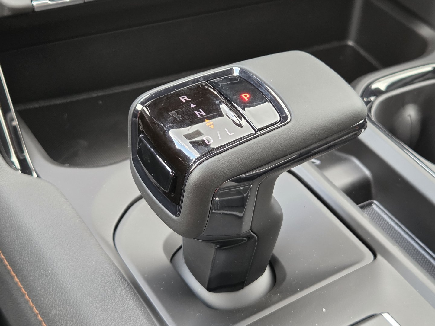 New 2026 GMC Sierra 1500 AT4 w/ AT4 Premium Package AWD/4WD image 38