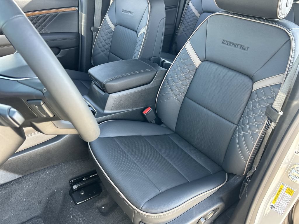 New 2026 GMC Canyon Denali AWD/4WD image 19