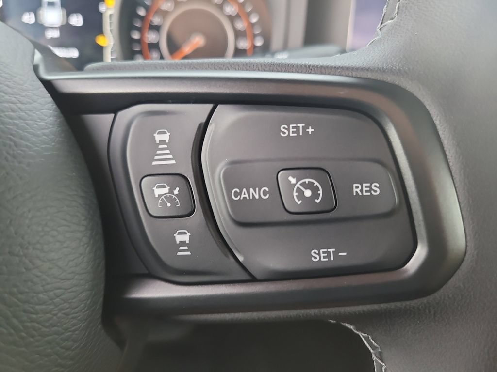 New 2026 Jeep Gladiator Willys AWD/4WD image 32