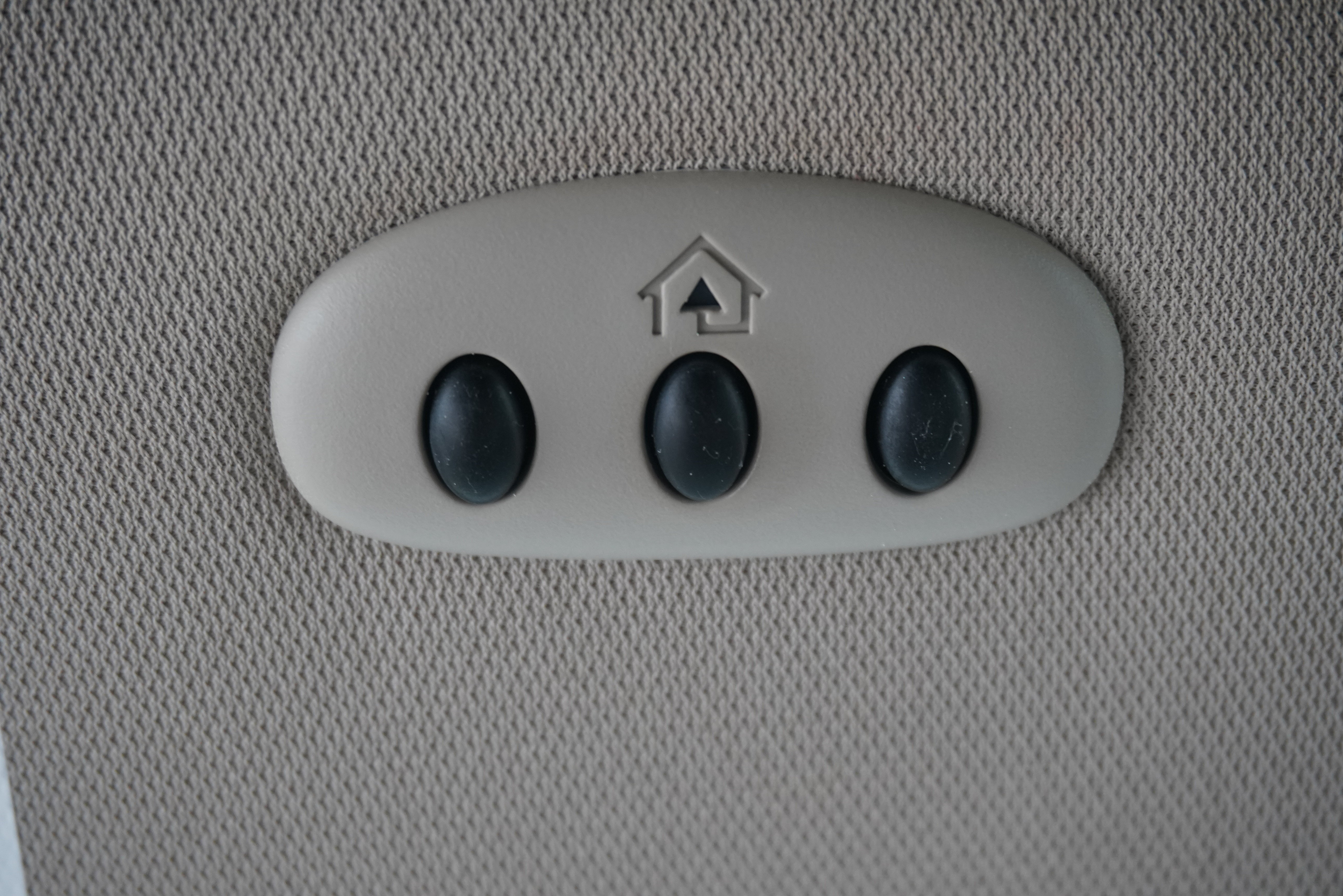Used 2014 Lincoln MKX FWD w/ Equipment Group 102A image 23