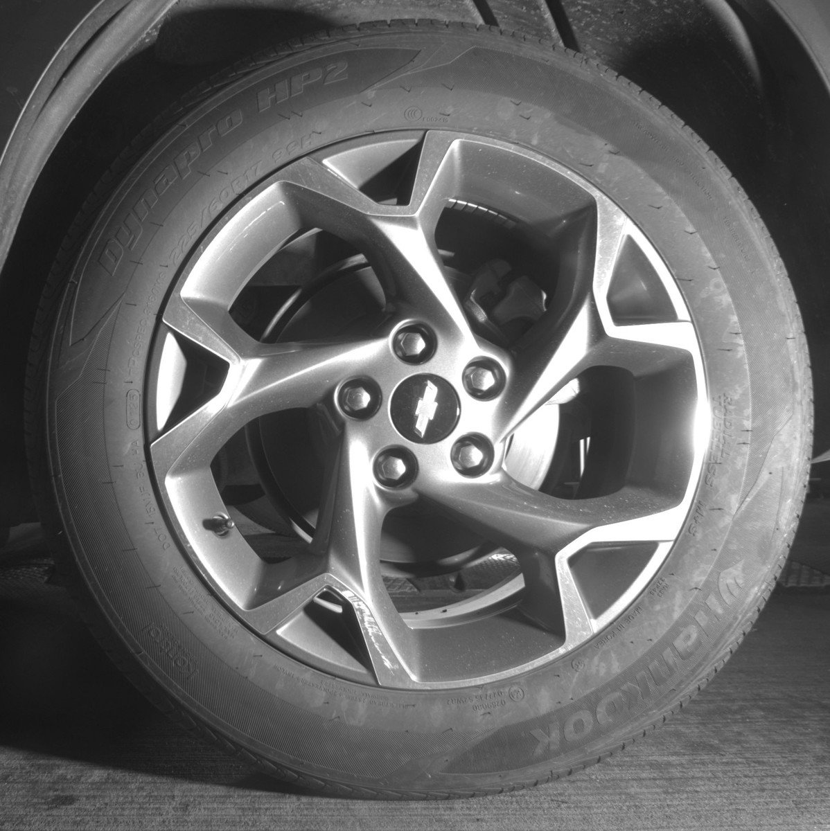 Used 2025 Chevrolet Trax LT FWD image 14