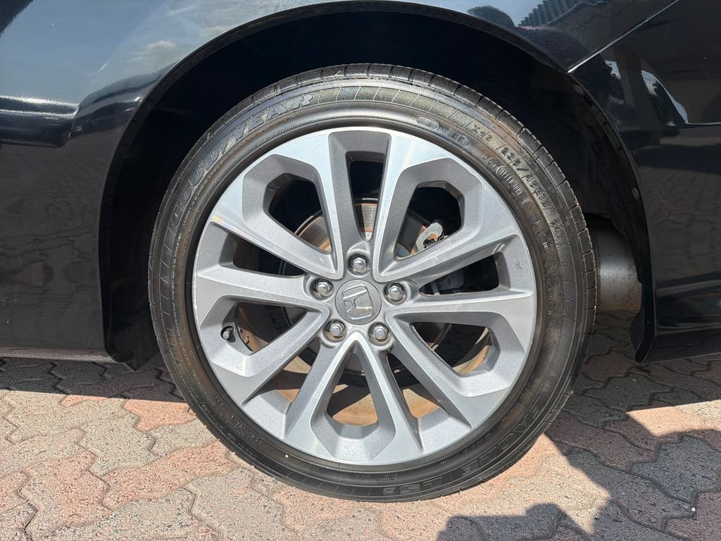 Used 2015 Honda Accord EX-L image 18