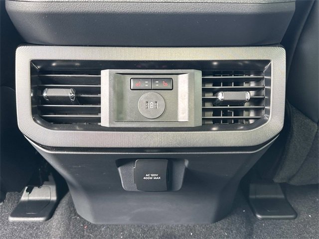 New 2026 Ford F250 Platinum w/ FX4 Off-Road Package image 15