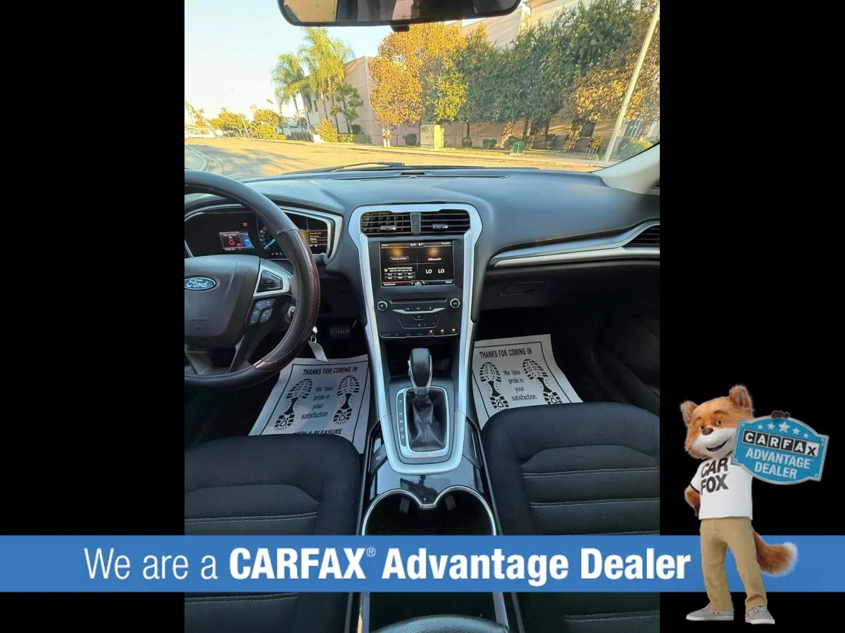 Used 2015 Ford Fusion SE FWD image 37