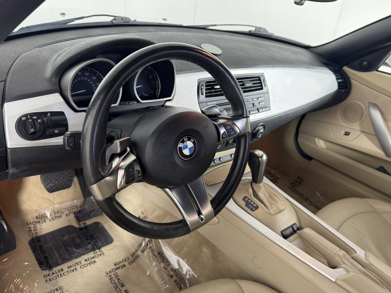 Used 2007 BMW Z4 3.0i RWD image 14