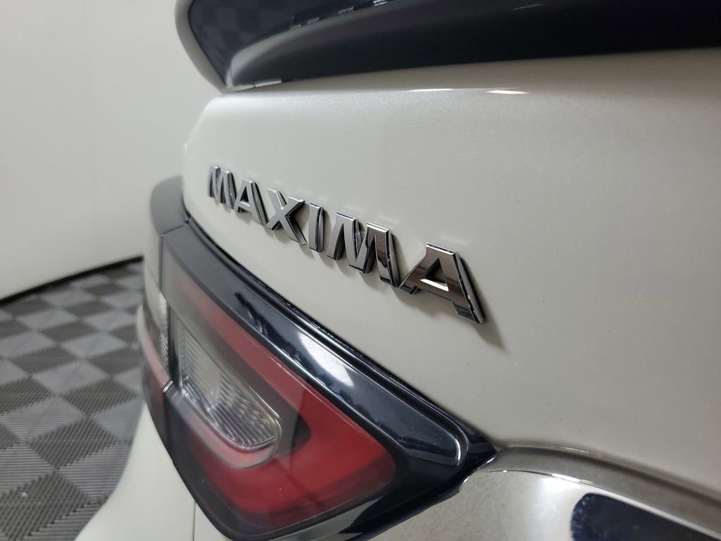Used 2019 Nissan Maxima SR w/ Premium Package FWD image 8